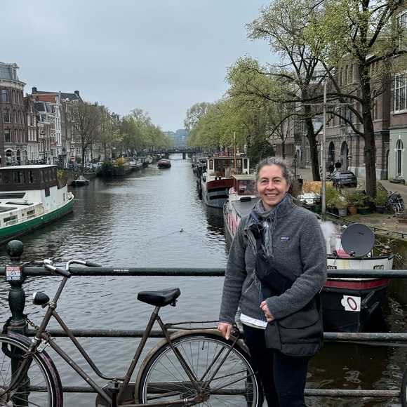 Meet your Posher, Maggie Mae - Picture 9 of 16